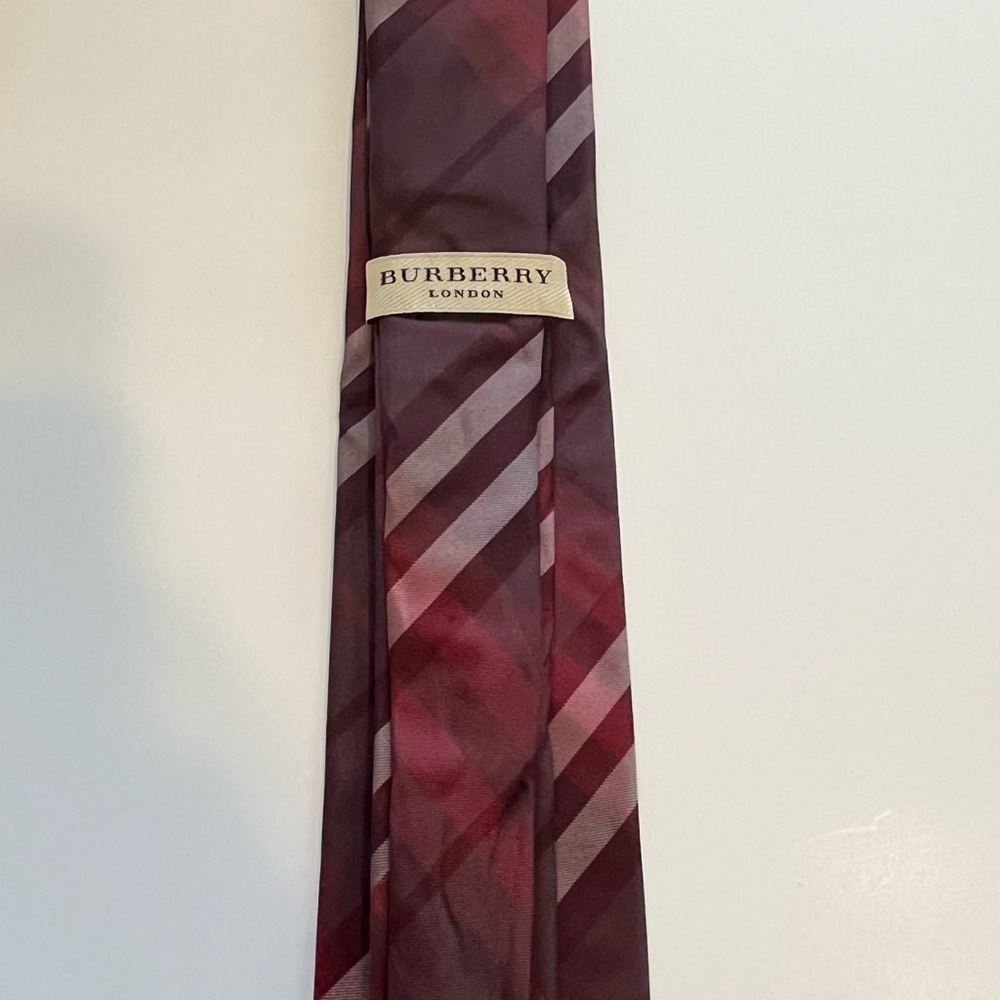 Burberry Red tie